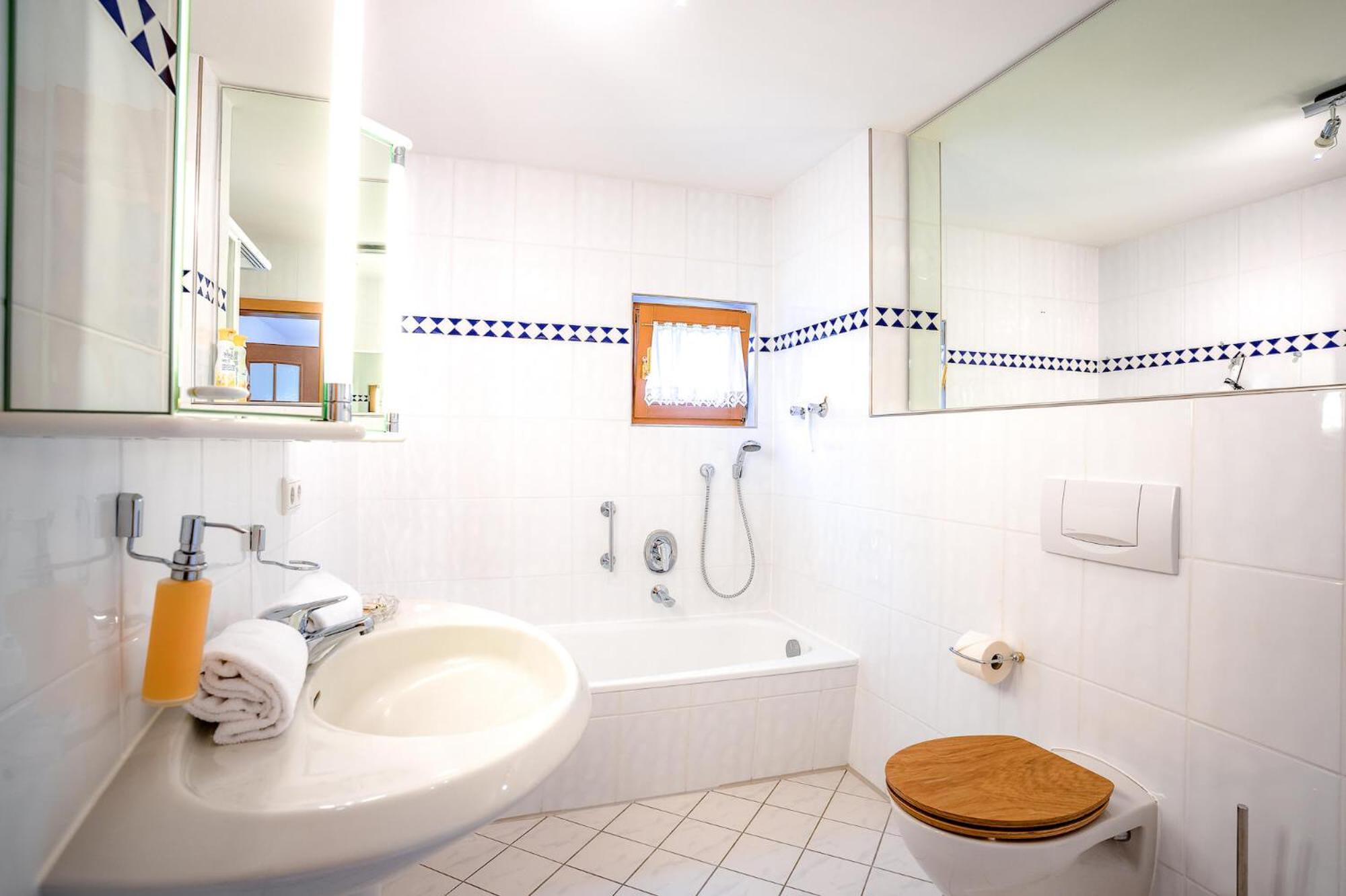 Alpenhaus Oberstdorf - Bergbahn Unlimited Inklusive Hotel ภายนอก รูปภาพ